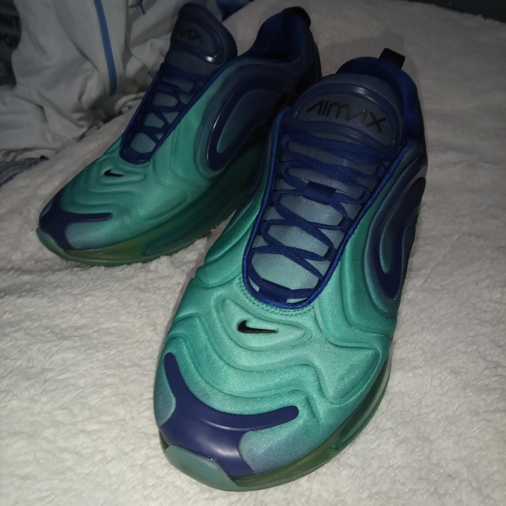 Nike Air Max 720 Sea Forest Blue and Green Sneakers
